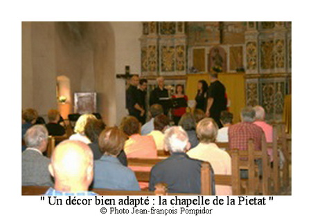 AM 91p2 V1 un décor bien adapté la chapelle de la Pietat